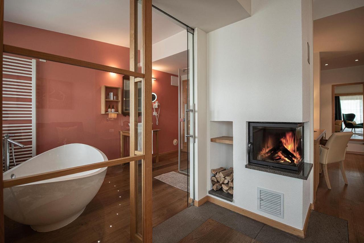 Taubers Unterwirt Aktiv & Vitalhotel Feldthurns Bagian luar foto